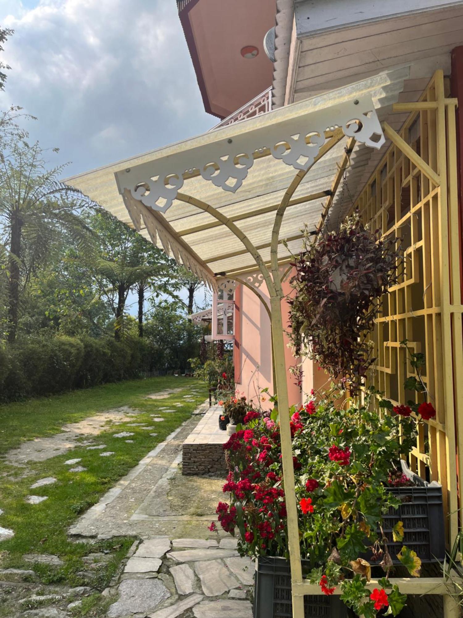 Ifseen Villa Pelling Exterior foto