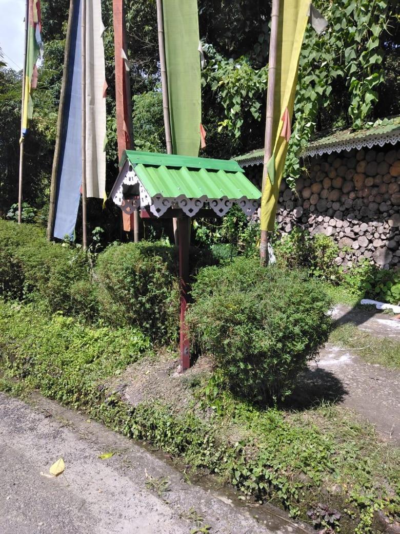 Ifseen Villa Pelling Exterior foto